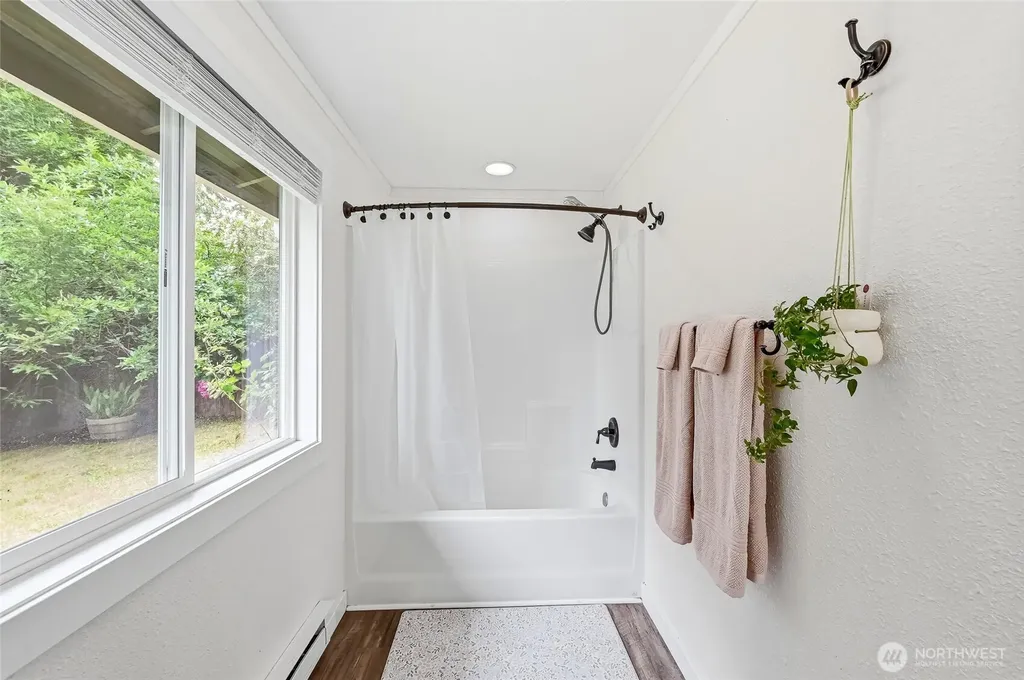 3428 Eagle Drive NE Olympia WA 98516