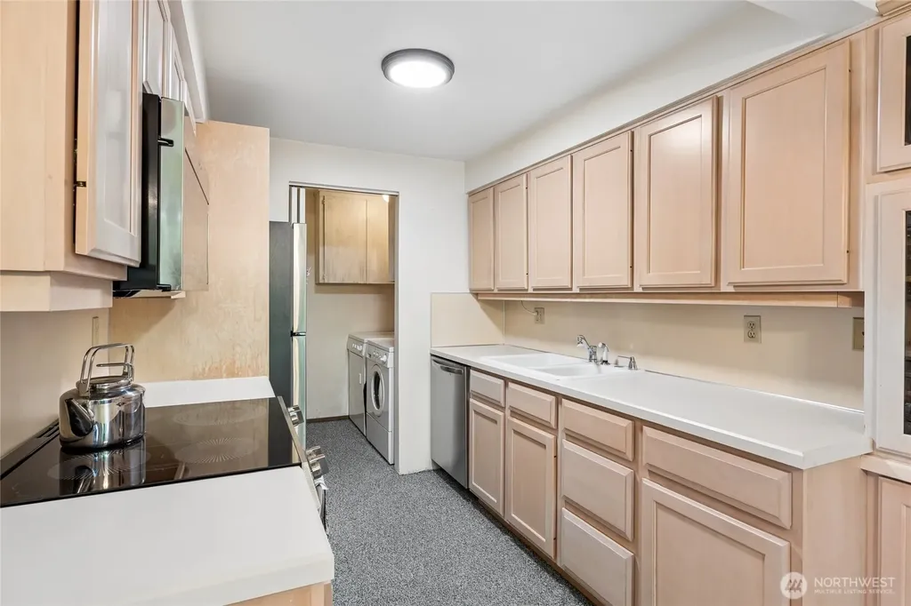7324 N Skyview Place Tacoma WA 98406