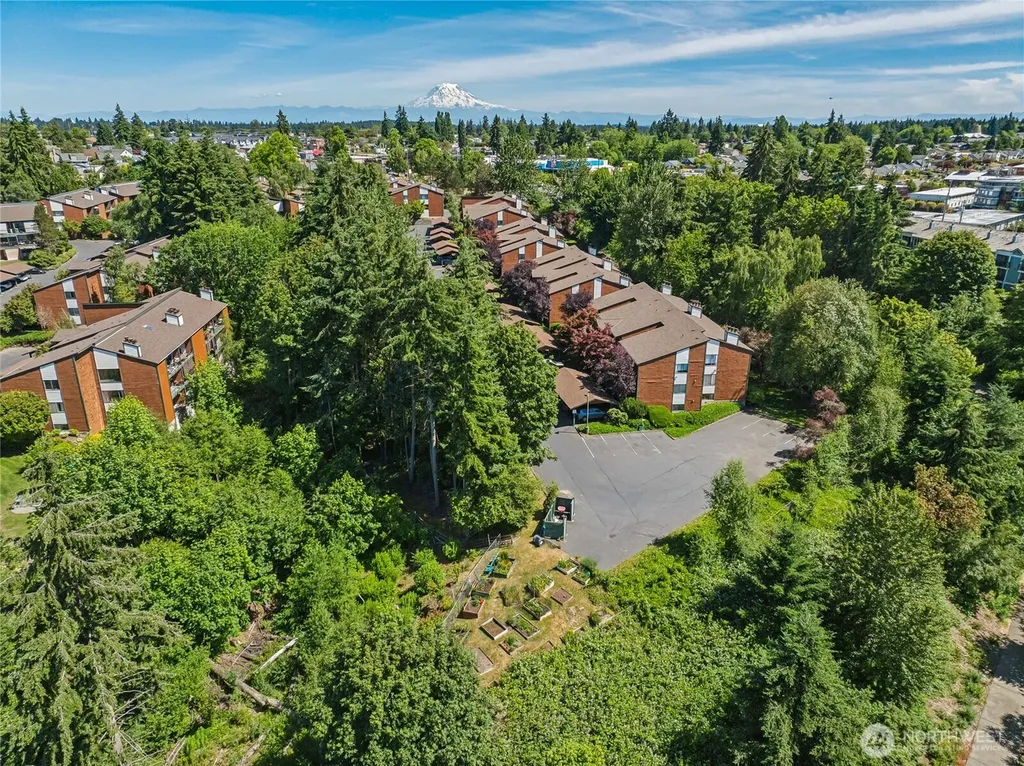 7324 N Skyview Place Tacoma WA 98406