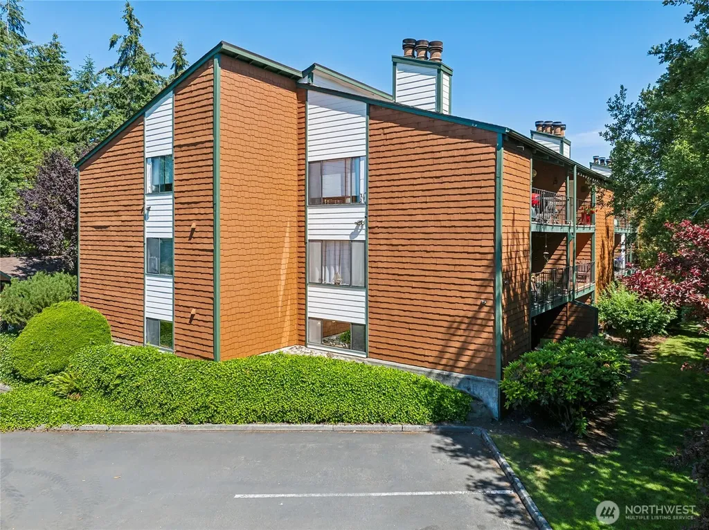 7324 N Skyview Place Tacoma WA 98406