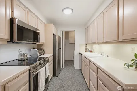 7324 N Skyview Place Tacoma WA 98406