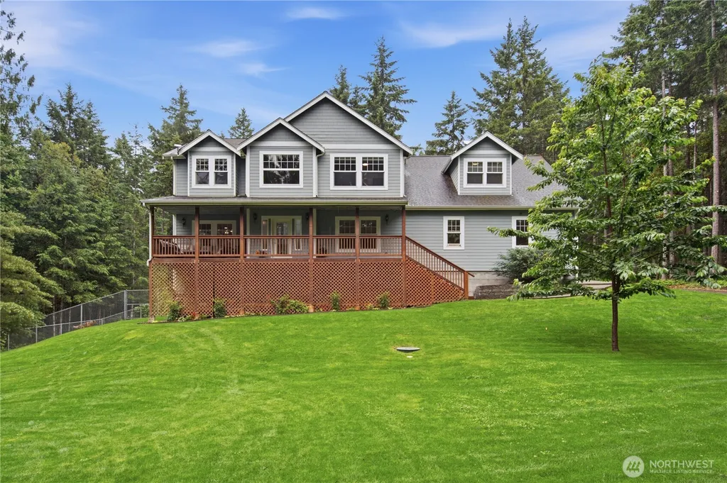 19845 Little Rude Avenue NW Poulsbo WA 98370