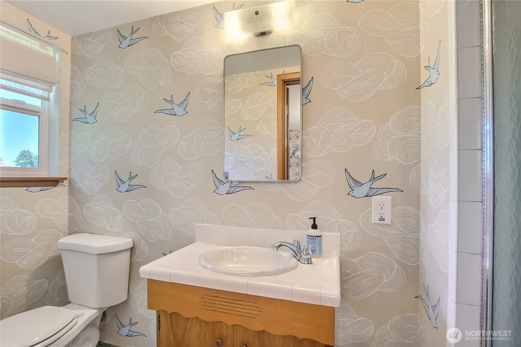 1754 N Narrows Drive Tacoma WA 98406