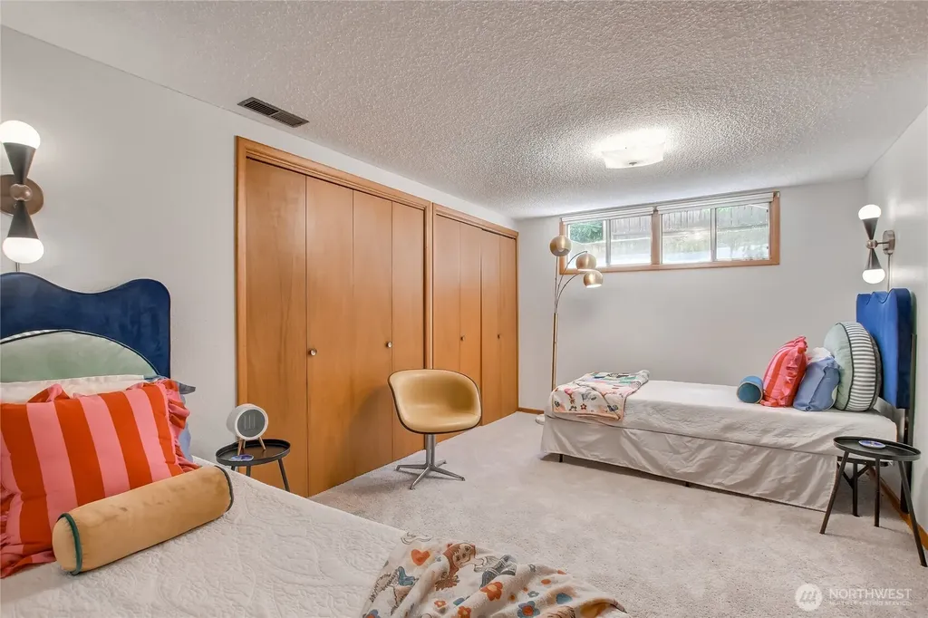 1754 N Narrows Drive Tacoma WA 98406