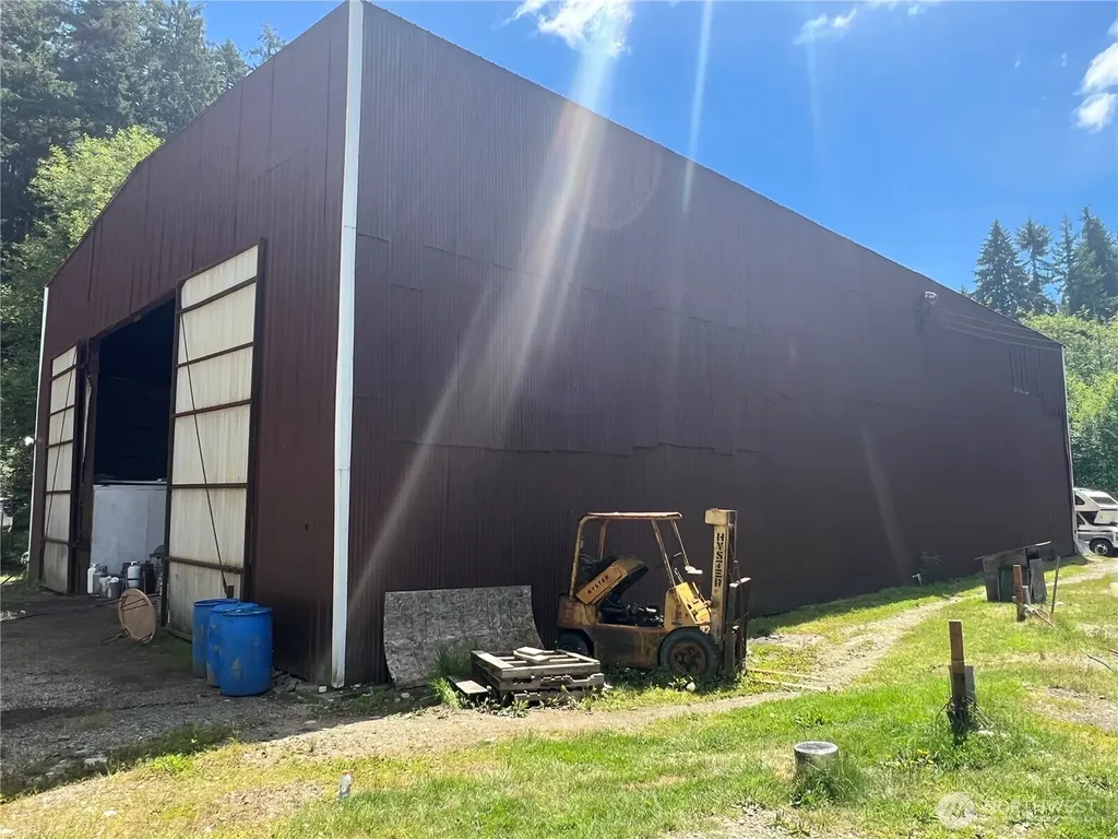 6467 Us Highway 101 Amanda Park WA 98526