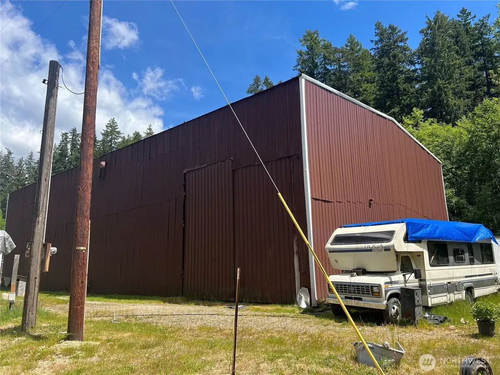 6467 Us Highway 101 Amanda Park WA 98526