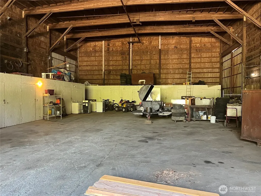 6467 Us Highway 101 Amanda Park WA 98526