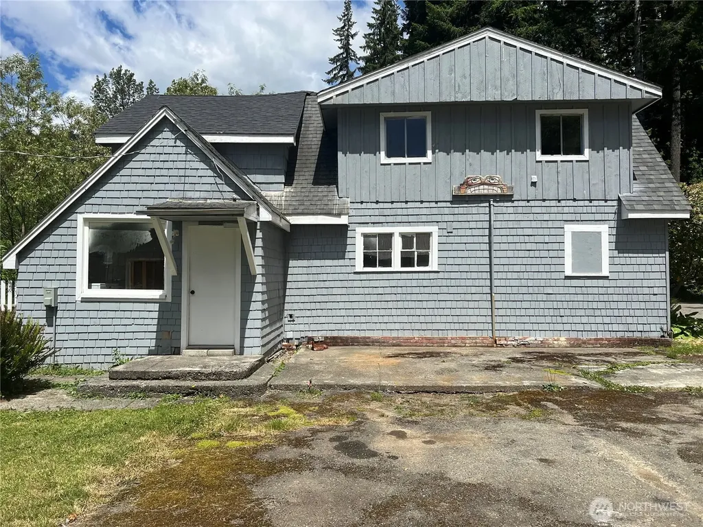 6467 Us Highway 101 Amanda Park WA 98526