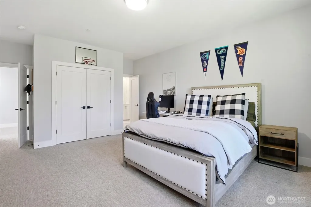 3011 NW Lake Road Camas WA 98607