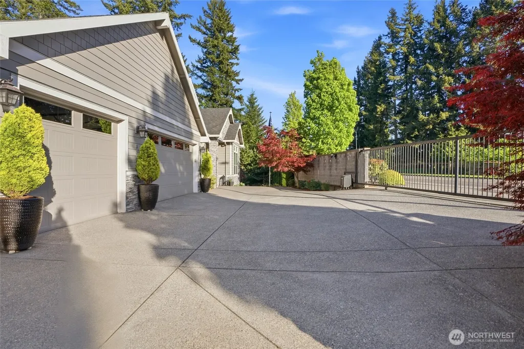 3011 NW Lake Road Camas WA 98607