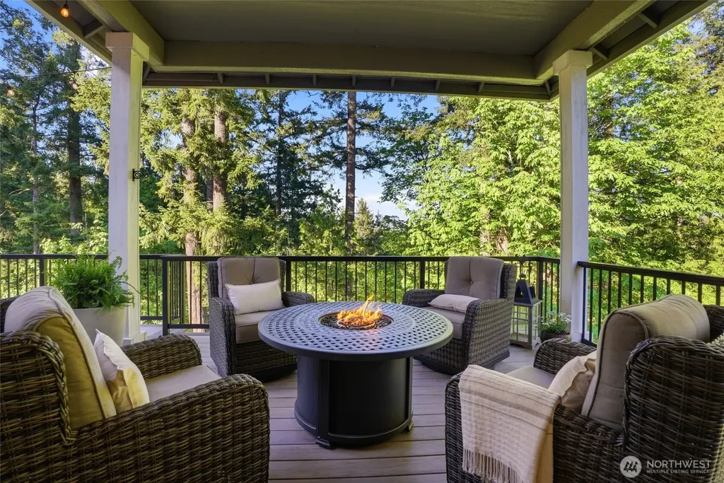 3011 NW Lake Road Camas WA 98607
