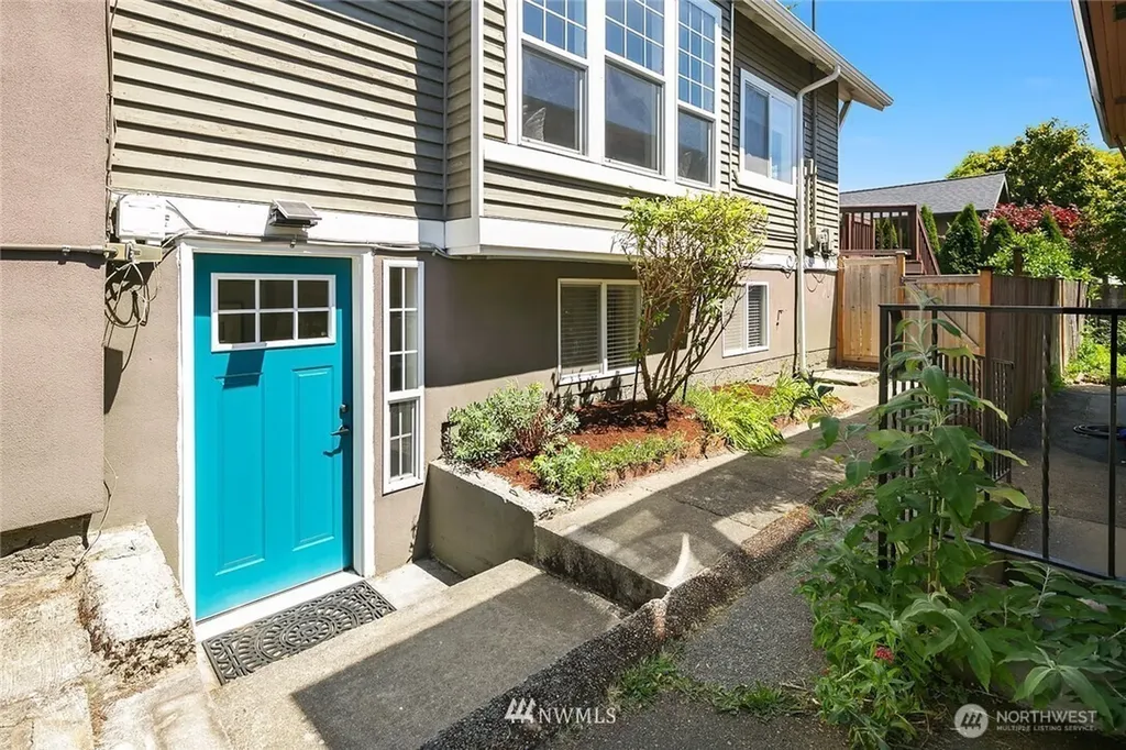 3936 Woodland Park Avenue N Seattle WA 98103