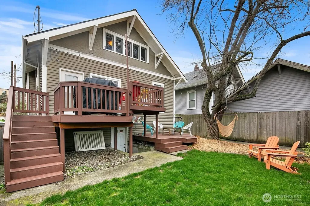 3936 Woodland Park Avenue N Seattle WA 98103