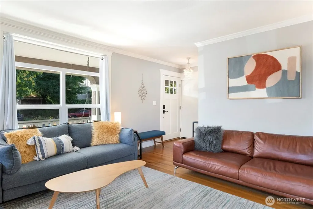 3936 Woodland Park Avenue N Seattle WA 98103