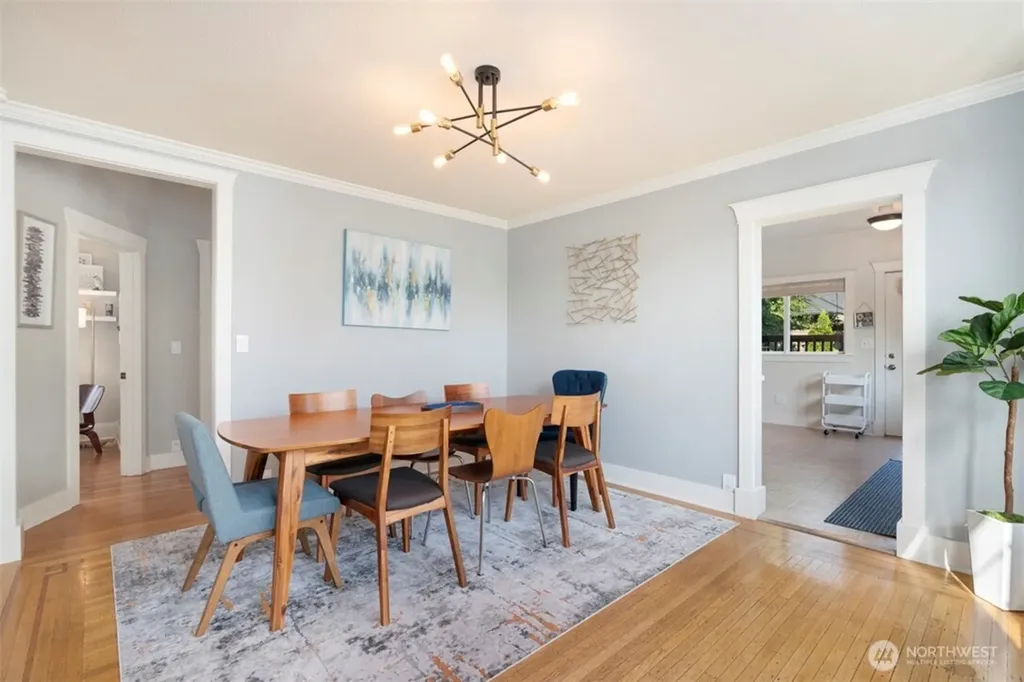 3936 Woodland Park Avenue N Seattle WA 98103