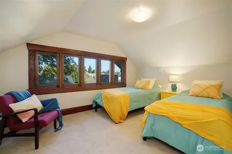 3936 Woodland Park Avenue N Seattle WA 98103