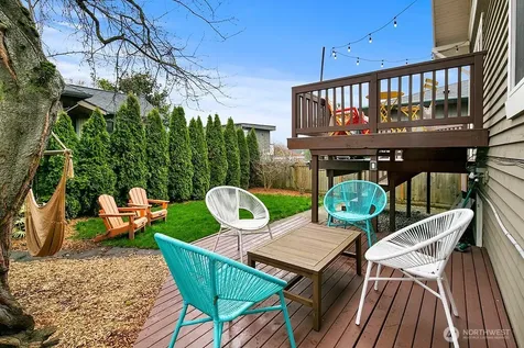 3936 Woodland Park Avenue N Seattle WA 98103