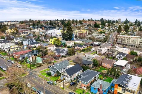 3936 Woodland Park Avenue N Seattle WA 98103