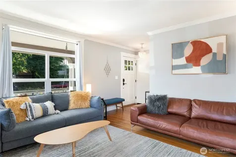 3936 Woodland Park Avenue N Seattle WA 98103