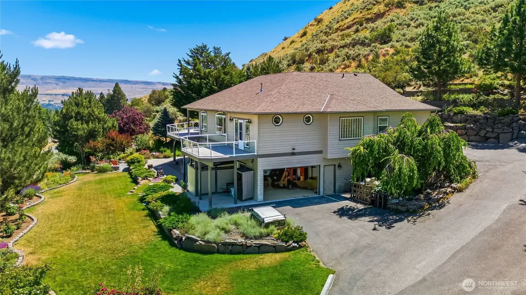 2777 Number 1 Canyon Road Wenatchee WA 98801