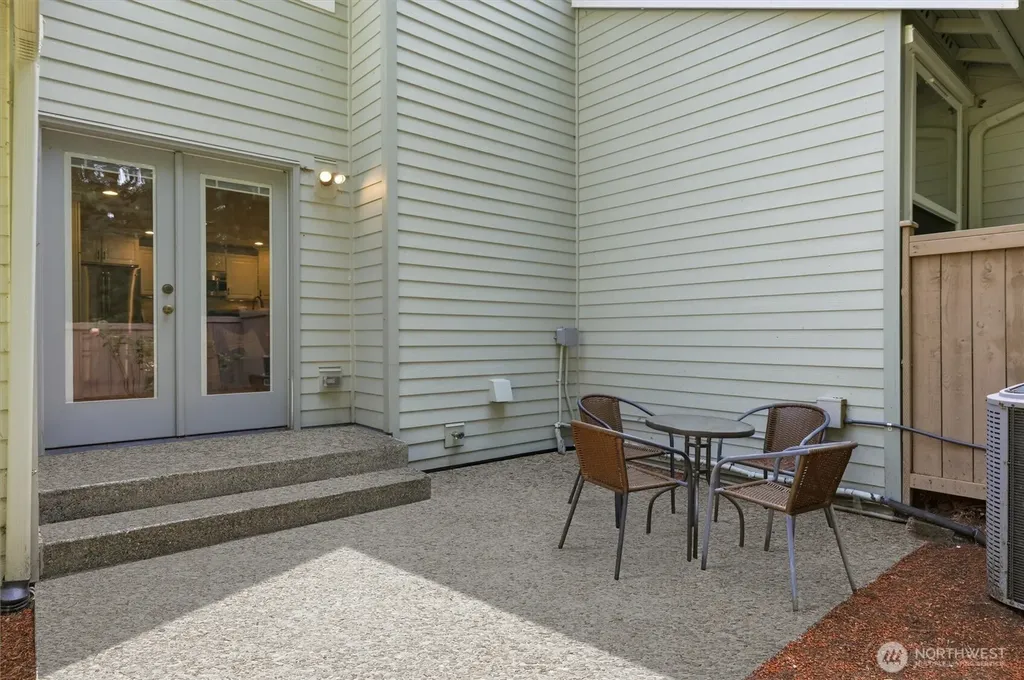 333 145th Place SE Bellevue WA 98007