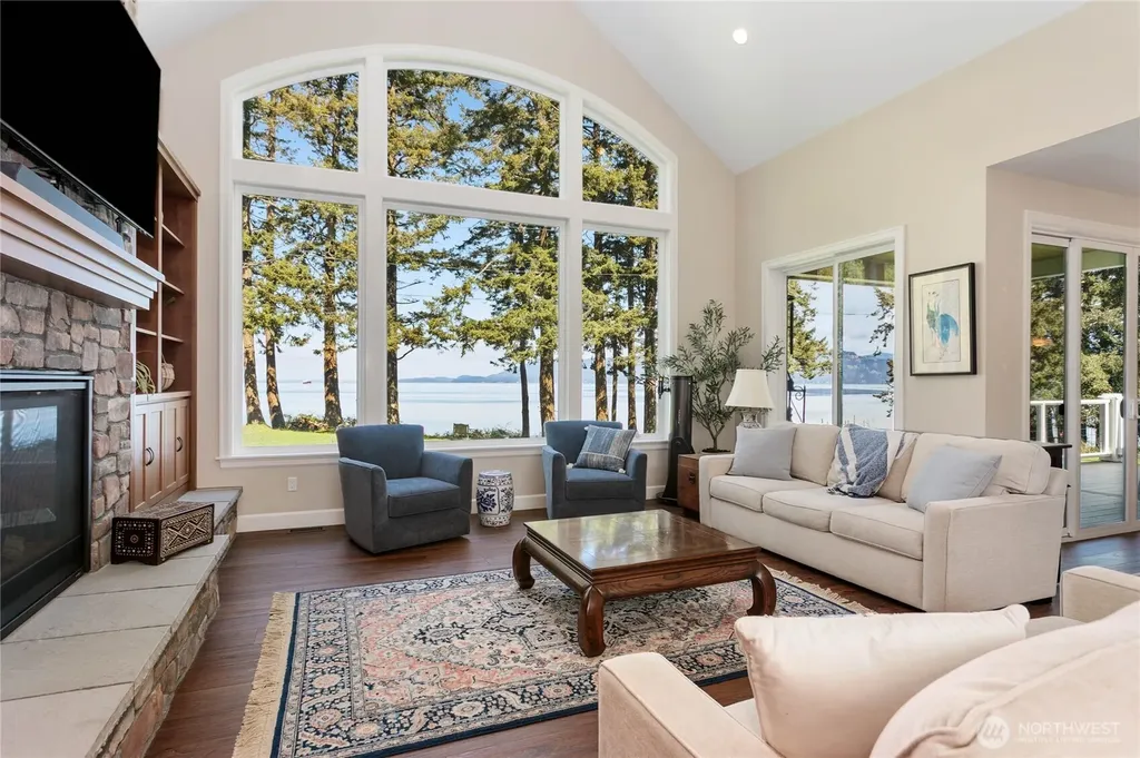 9367 Marshall Road Bow WA 98232