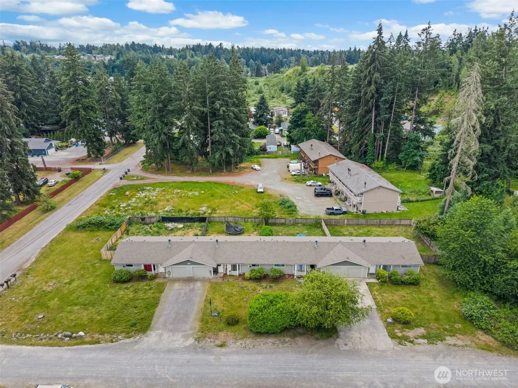 15408 74th Avenue E Puyallup WA 98375