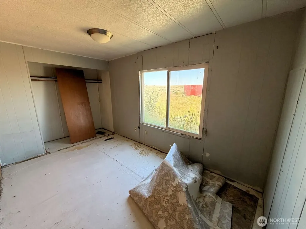 32498 Crick Road N Wilbur WA 99185