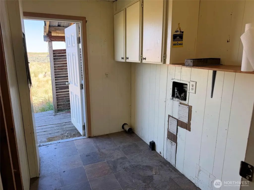 32498 Crick Road N Wilbur WA 99185