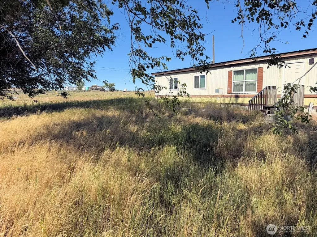 32498 Crick Road N Wilbur WA 99185