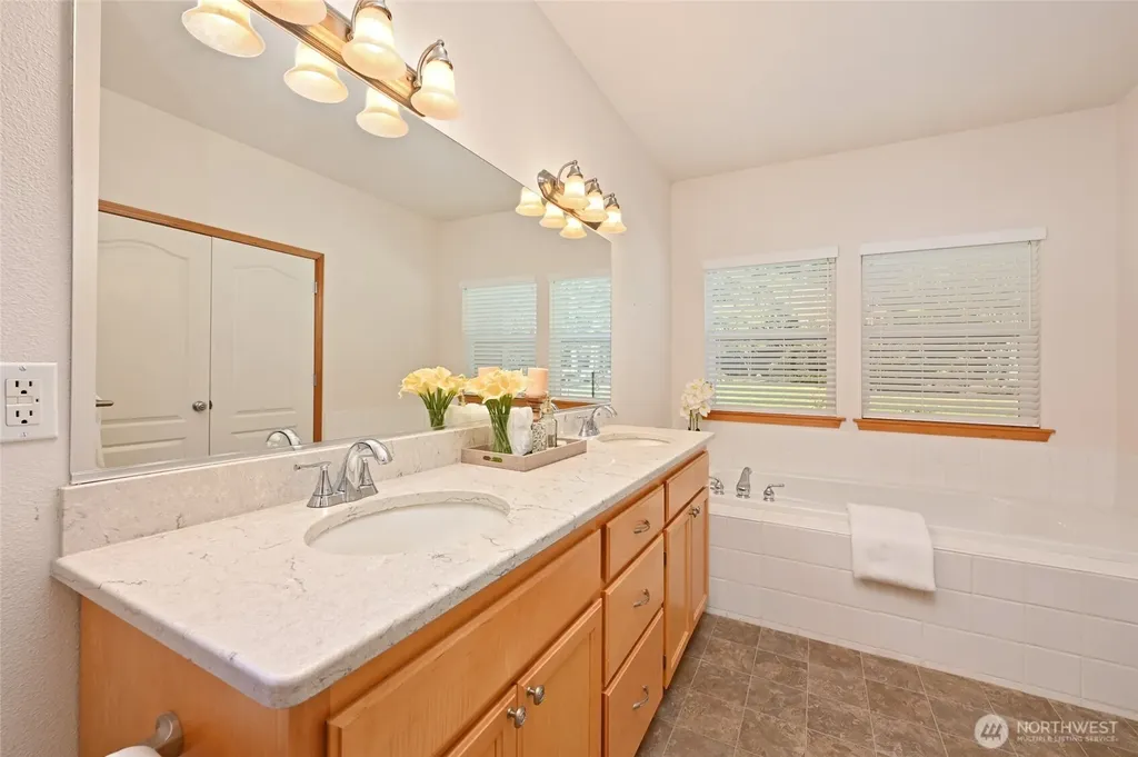 6025 195th Avenue E Bonney Lake WA 98391