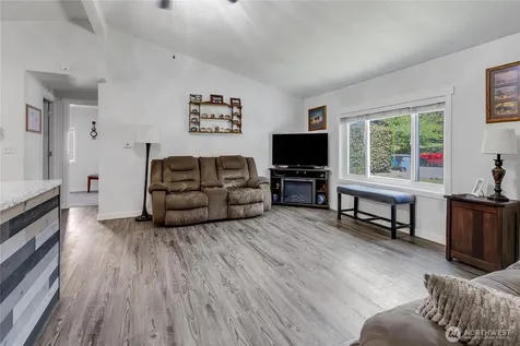 16302 118th Avenue Ct E Puyallup WA 98374