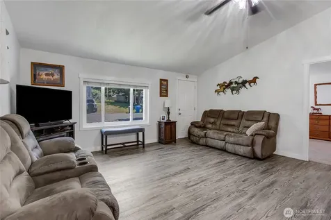 16302 118th Avenue Ct E Puyallup WA 98374