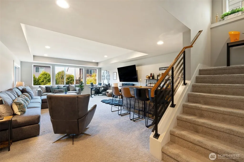15259 127th Place NE Woodinville WA 98072
