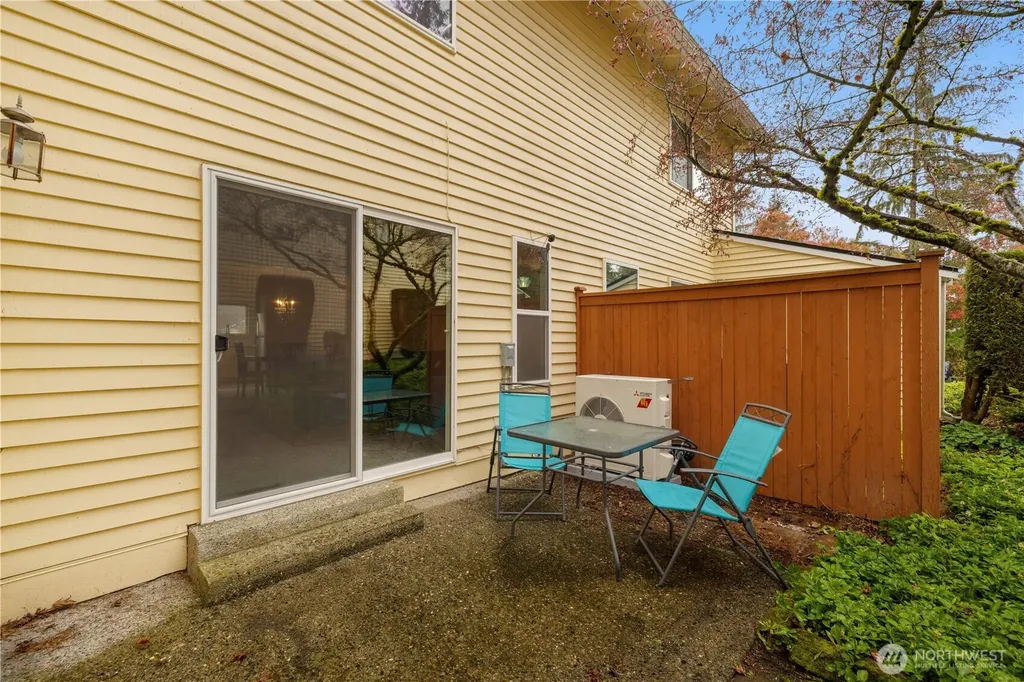 12024 101st Avenue NE Kirkland WA 98034