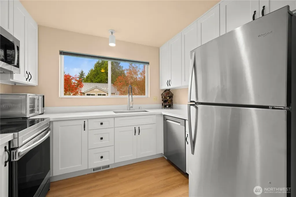 12024 101st Avenue NE Kirkland WA 98034