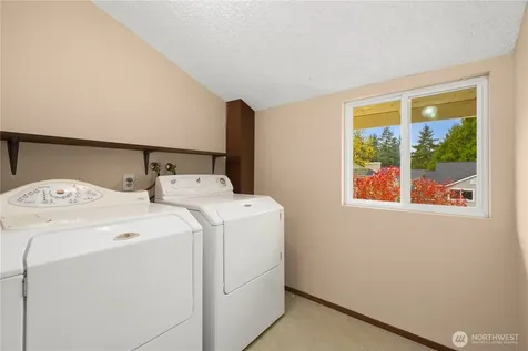 12024 101st Avenue NE Kirkland WA 98034