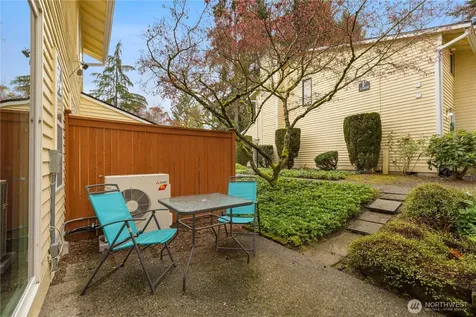 12024 101st Avenue NE Kirkland WA 98034
