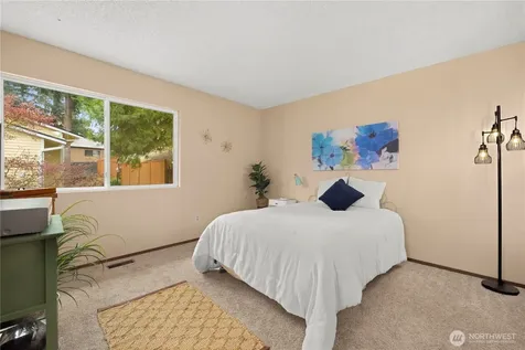 12024 101st Avenue NE Kirkland WA 98034
