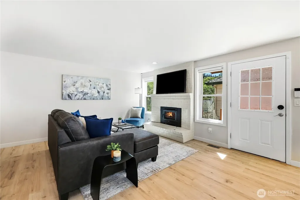4615 SW 329th Way Federal Way WA 98023