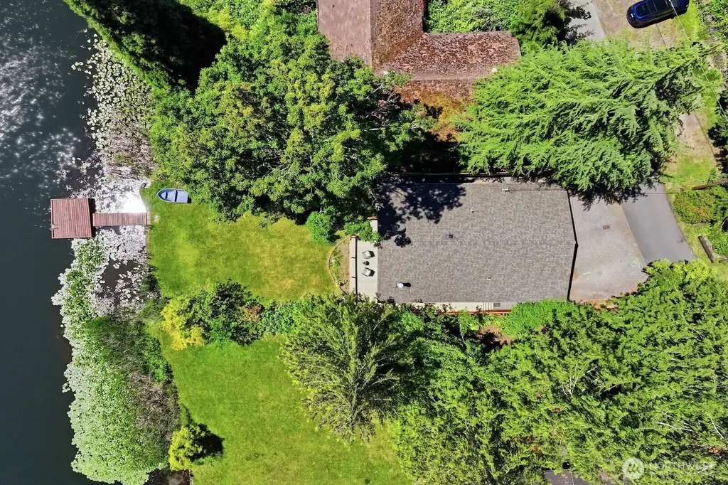 5620 Halls Lake Way Lynnwood WA 98036