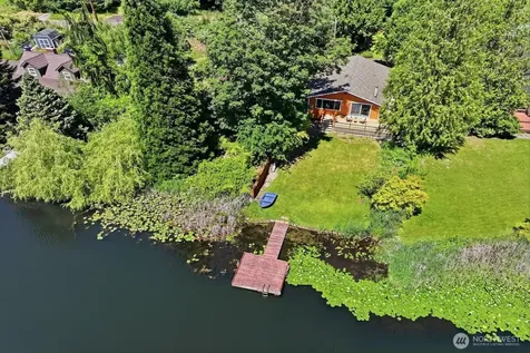5620 Halls Lake Way Lynnwood WA 98036