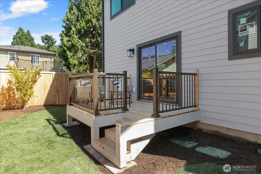 313 SE Andrews Street Issaquah WA 98027