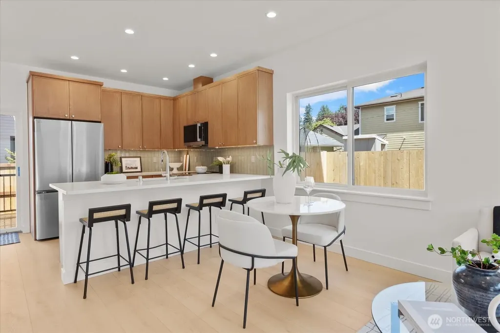 313 SE Andrews Street Issaquah WA 98027
