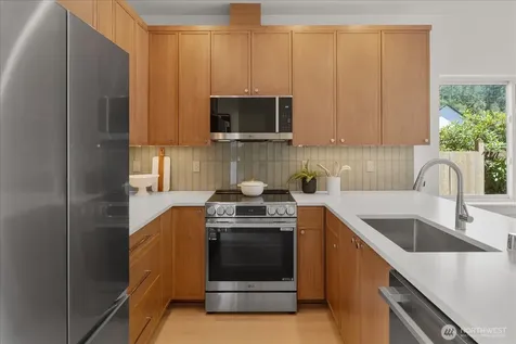 313 SE Andrews Street Issaquah WA 98027