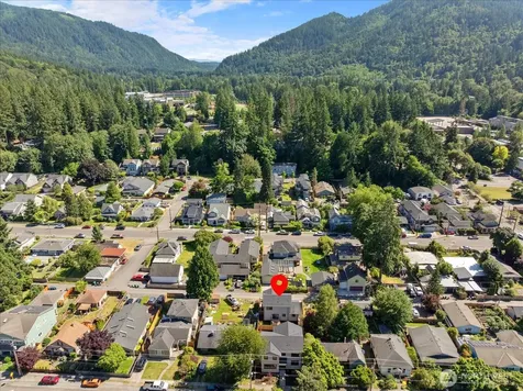 313 SE Andrews Street Issaquah WA 98027