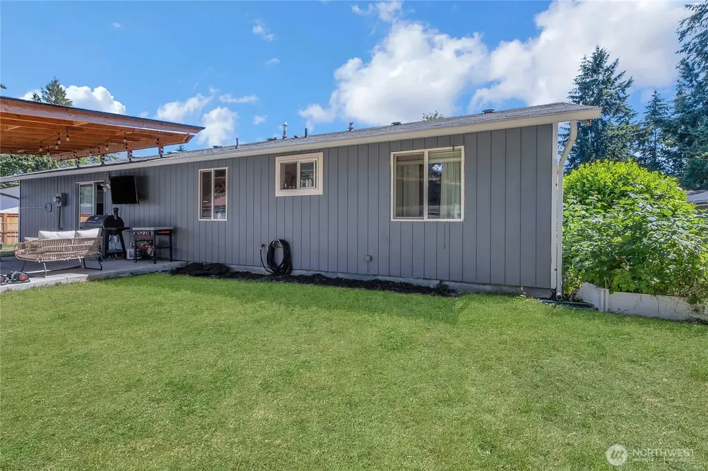 2616 Mt Mckinley Court Puyallup WA 98374