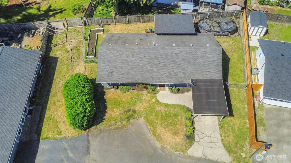 2616 Mt Mckinley Court Puyallup WA 98374