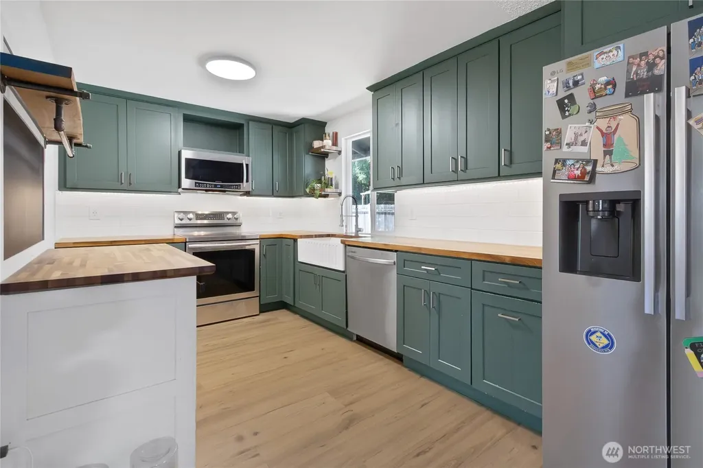 2616 Mt Mckinley Court Puyallup WA 98374