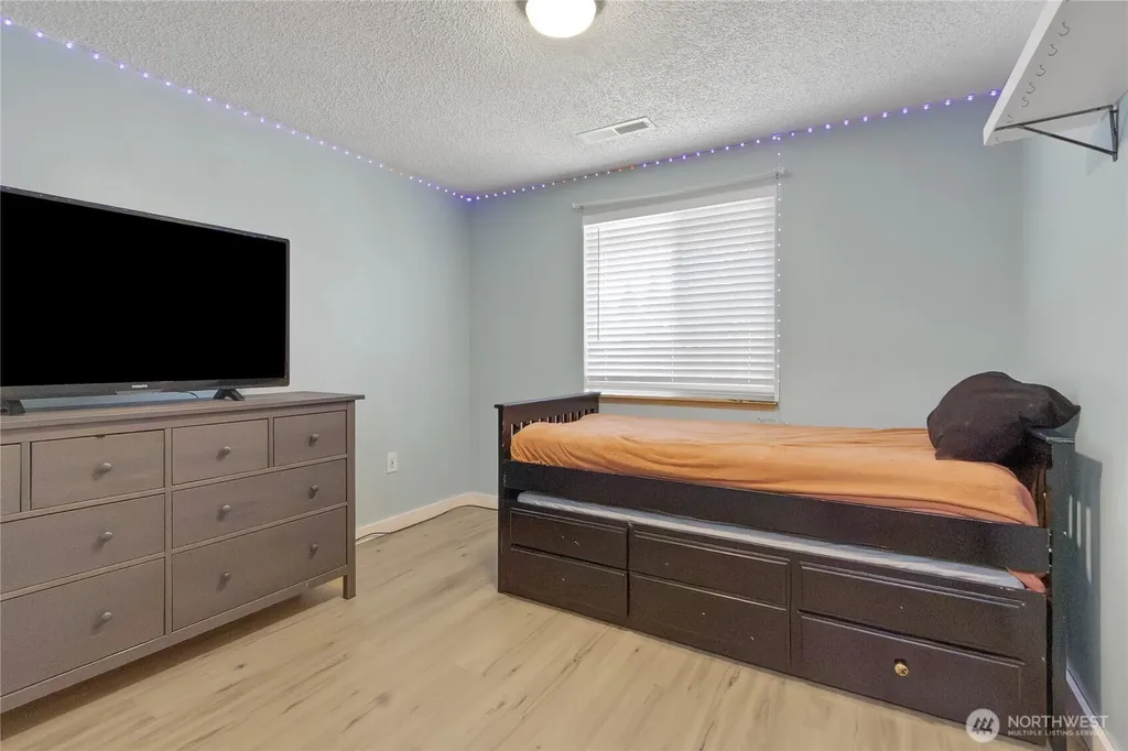 2616 Mt Mckinley Court Puyallup WA 98374